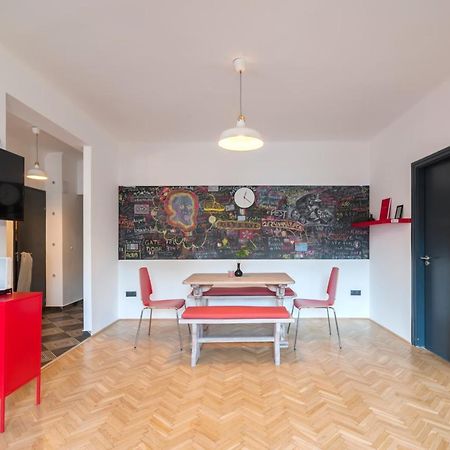 New Design Apartment By Gozsdu Court Budapest Exterior photo